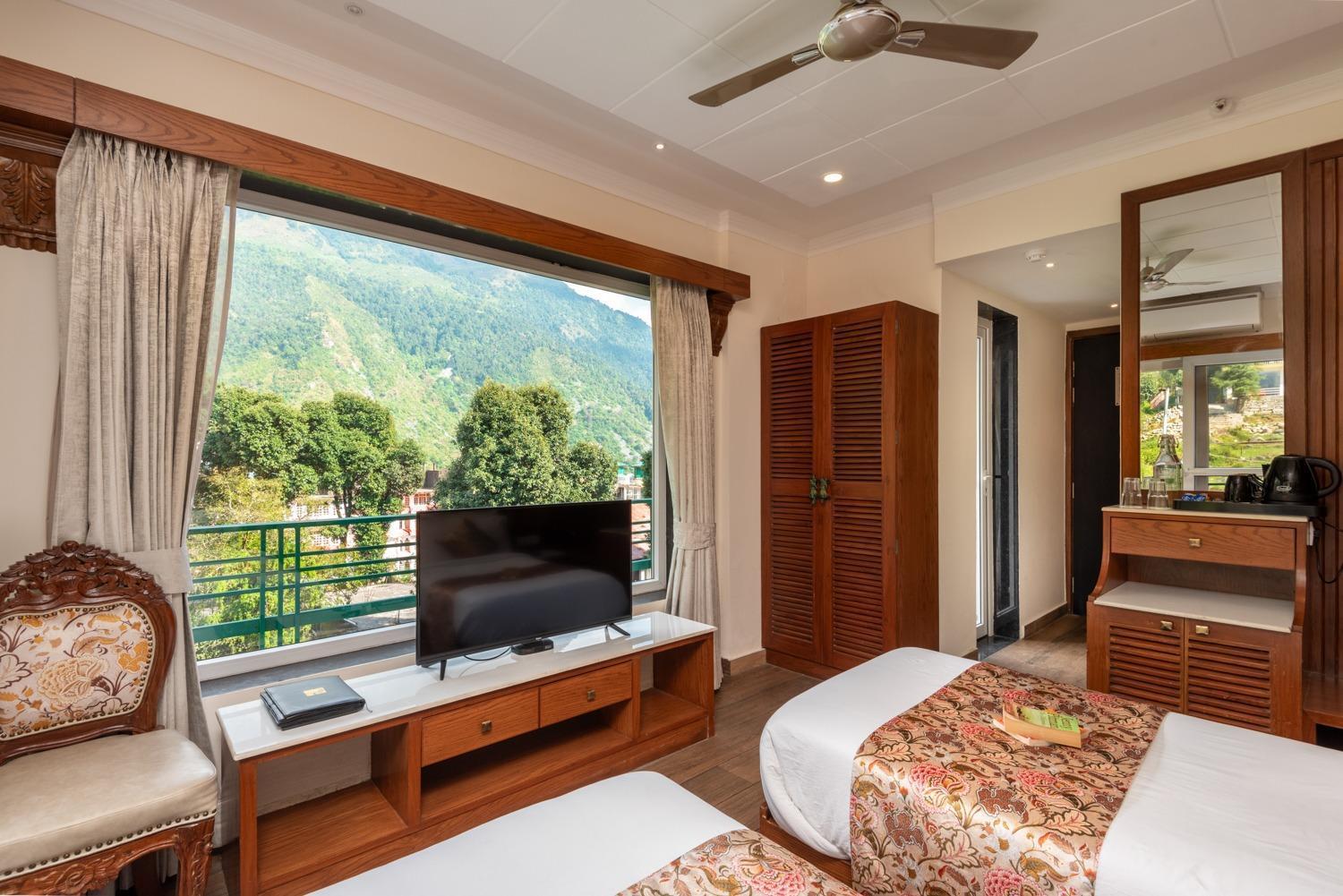 Quality Inn By Lawrence Hotels Dharamshala Exteriör bild