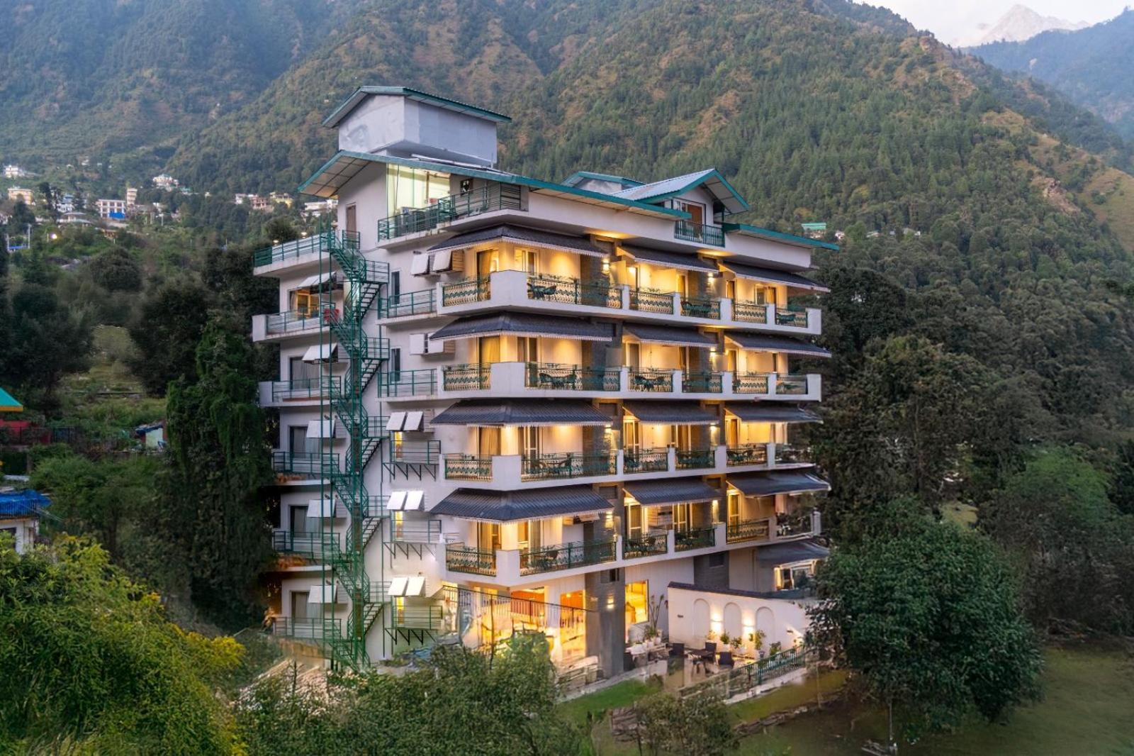 Quality Inn By Lawrence Hotels Dharamshala Exteriör bild
